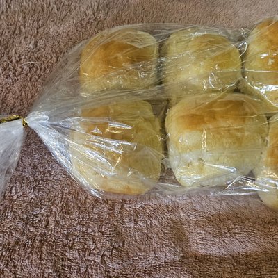 6 Brioche Rolls 