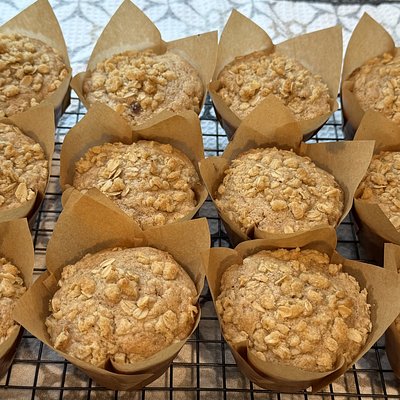 Honeycrisp Apple Muffins With Streusel Topping