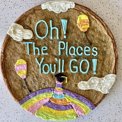 Dr. Suess Grad Cookie Cake 