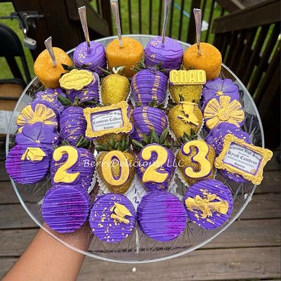 Custom Graduation Platters 