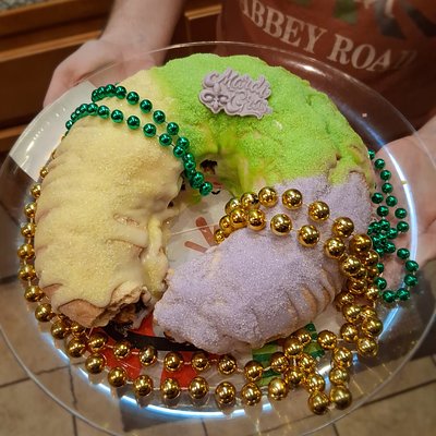 Traditional Large King Cake 