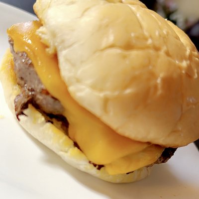 Best Seller! Soft White Buns. Please Specify (Hamburger 8 ) (Hoagie 4) (Brat 6) (Hotdog 6)