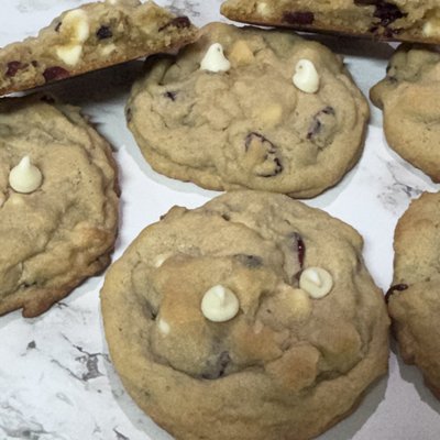 Gourmet White Chocolate Cranberry Cookie