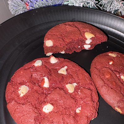 Red Velvet Cookies (dozen)