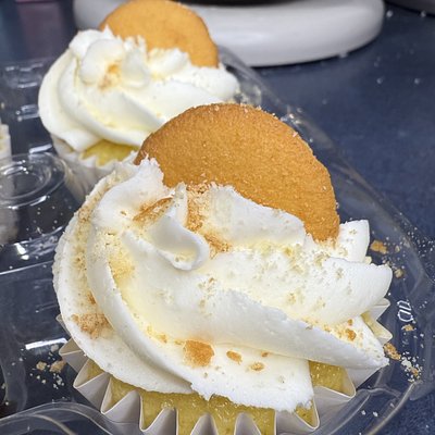 Banana Pudding Cupcakes, Half Dozen