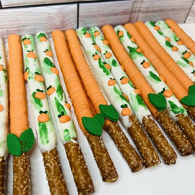 Chocolate Dipped Pretzels