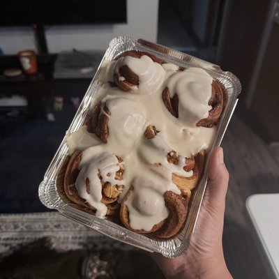 Sourdough Cinnamon Rolls - Iced (6ct)