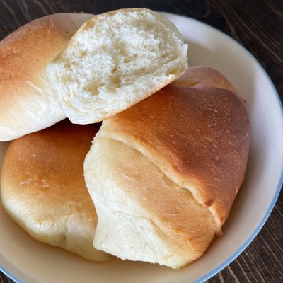  Dinner Rolls 