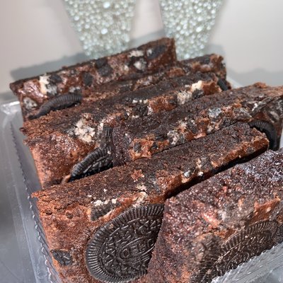 Large Gourmet Brownies