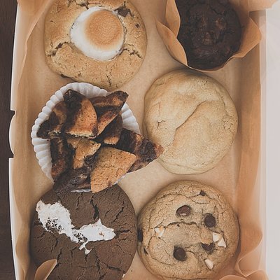 12 Pack of Cookies 