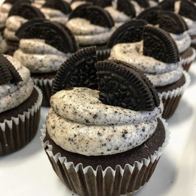 Oreo Cupcakes - 6 Count