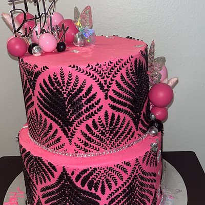 Two Tier Cake feeding 60