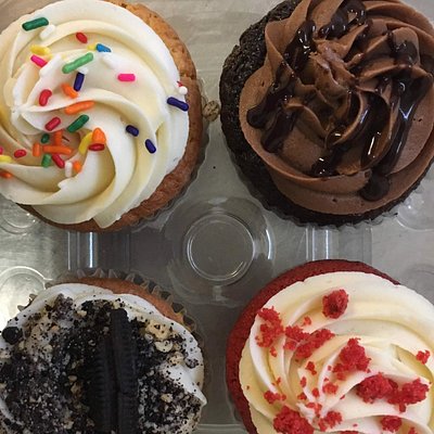 4 Pack cupcakes
