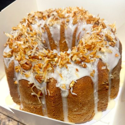 Italian Cream Cheese Pound Cake