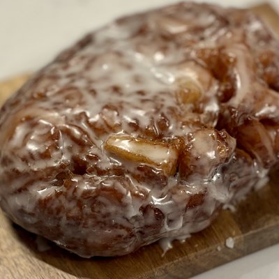 1/2 Dozen Apple Fritters 