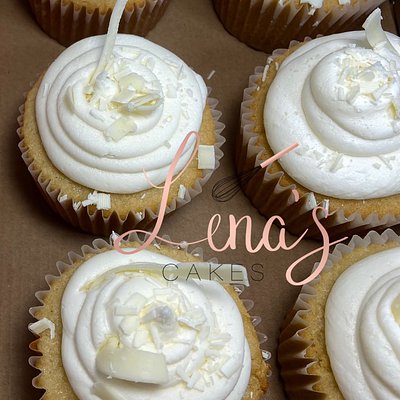 White Chocolate Cupcakes 