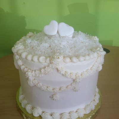Barrel-Shaped Small Wedding Cake (Same size Stacked Layers)