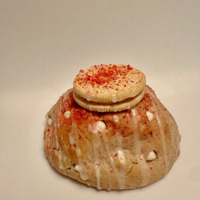 Strawberry Lemonade Jumbo Stuffed Cookie