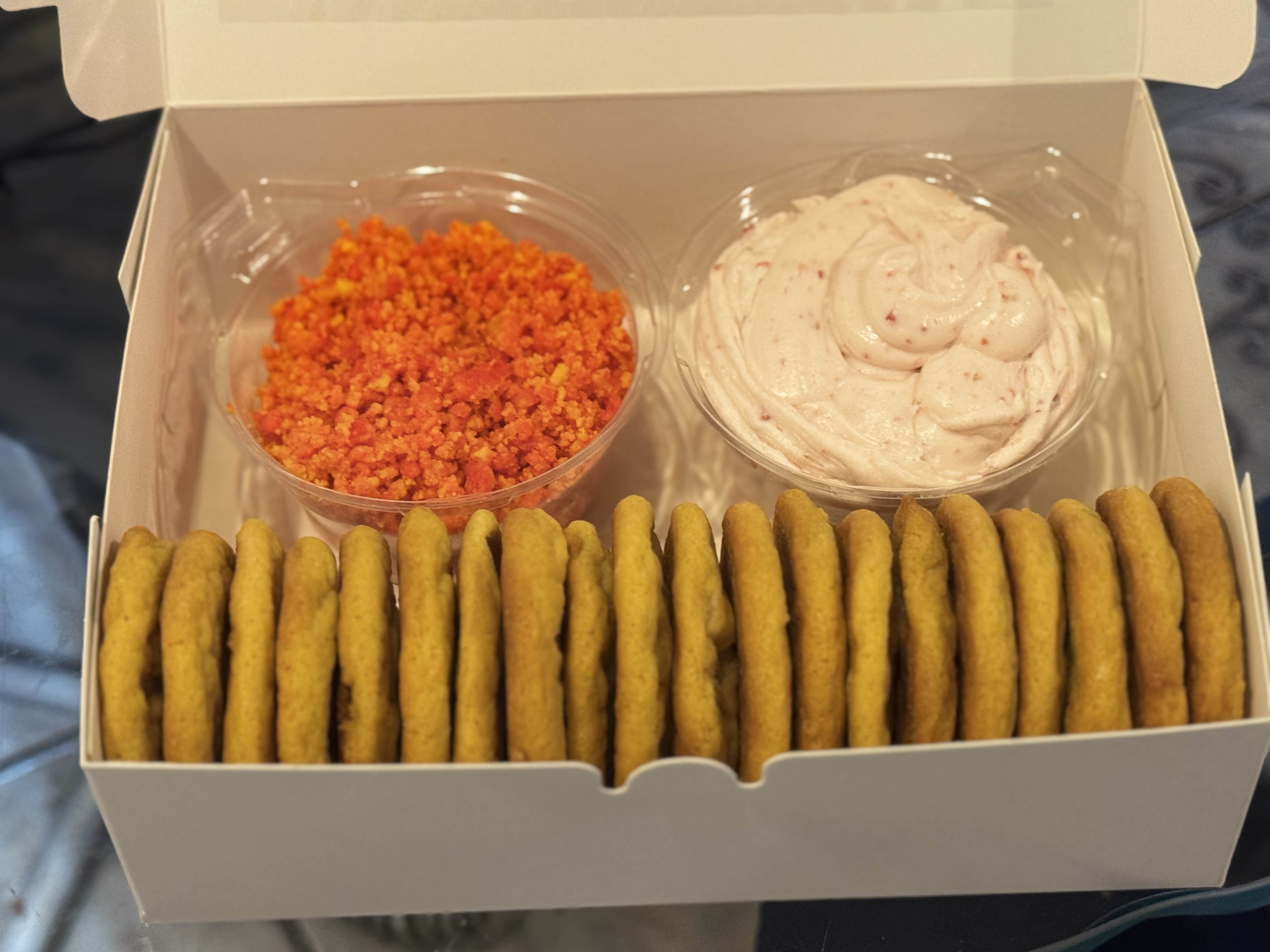 Strawberry - lemonade “Dunkaroos”