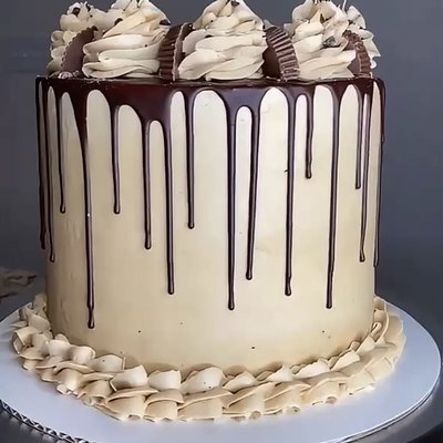 Reese’s Chocolate Peanut Butter Cake 