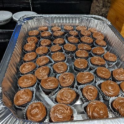 Dozen Mini Basic Cupcake
