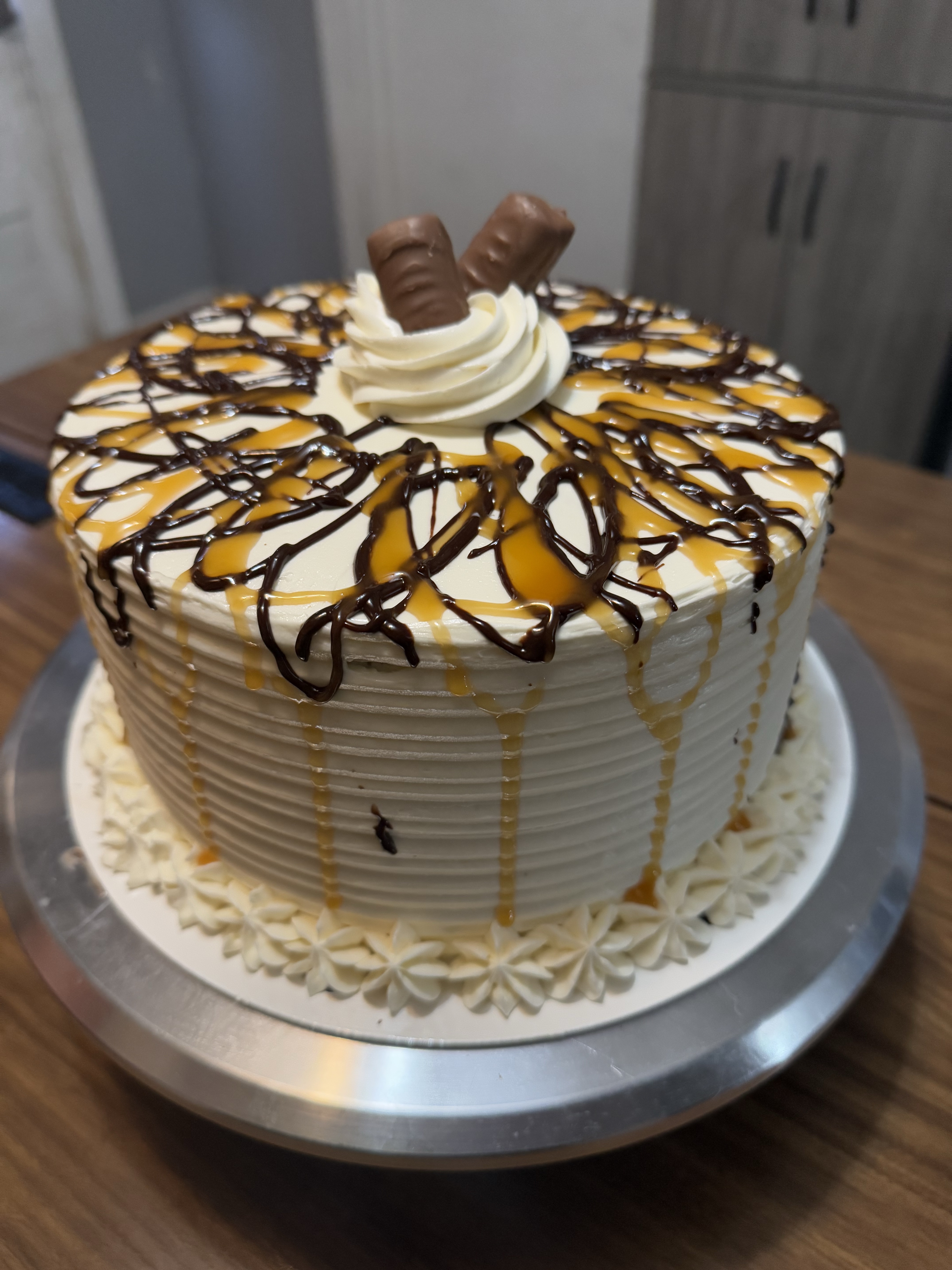 Twix Cake