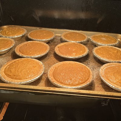 Sweet potato Pie minis (6 Pk)