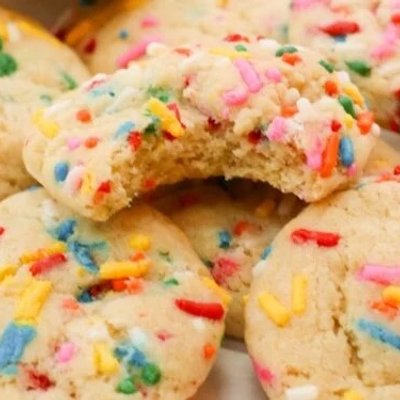 Vanilla Birthday Cake Cookie