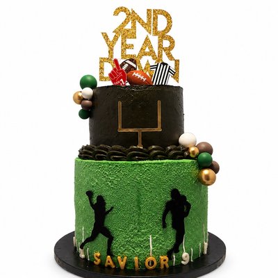 Custom Tiered Cake 6” & 10” Rounds