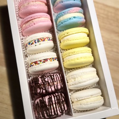 Macarons (12)