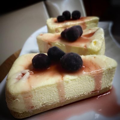 Lemon-Berry Cheesecake (6 ct)
