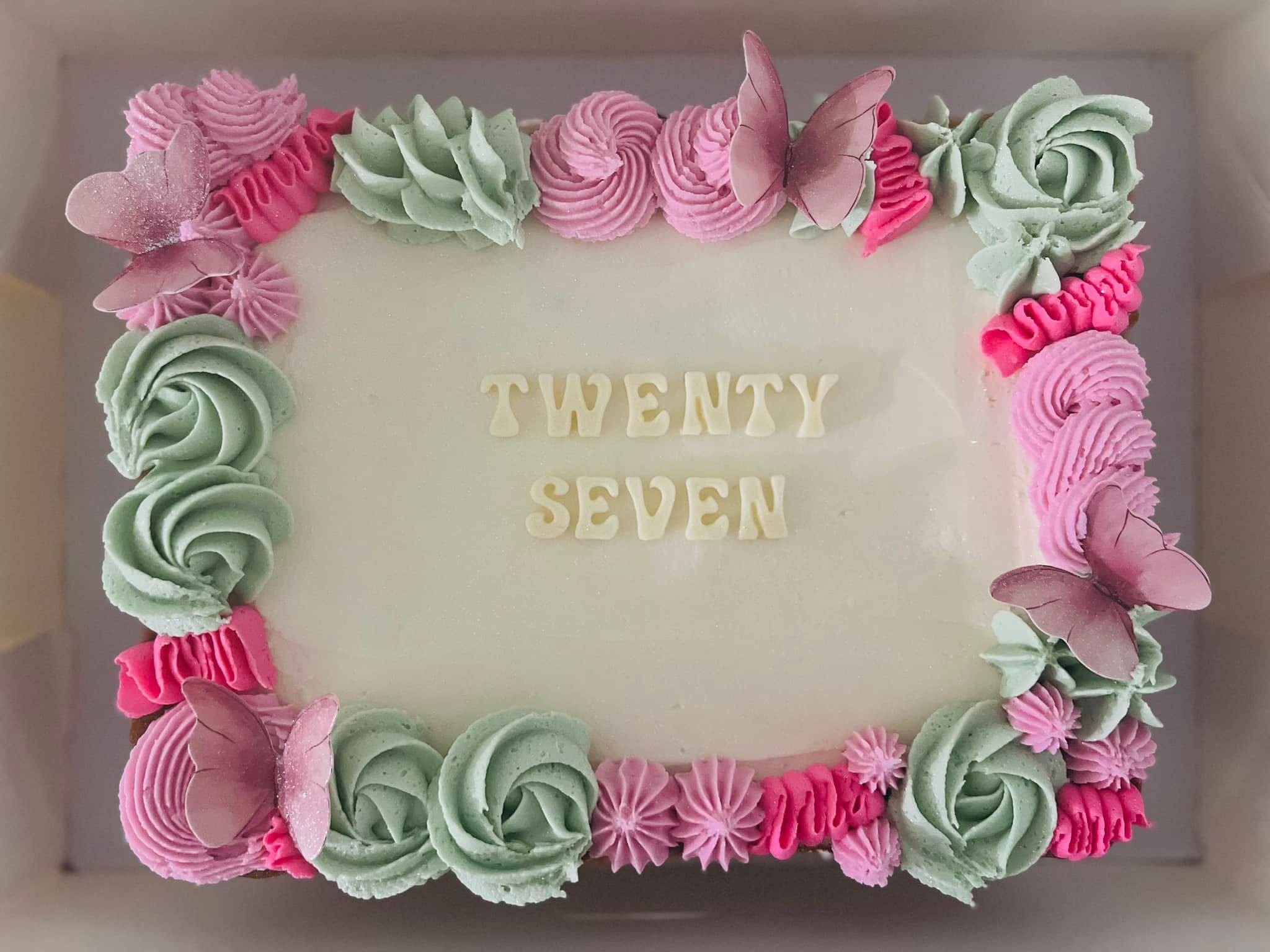 Double Layer Cookie Cake (7x10)