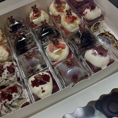 DOZEN CHEESECAKE SHOOTERS 𓍢ִ໋❀