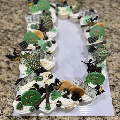 Cupcake Pull apart Cake