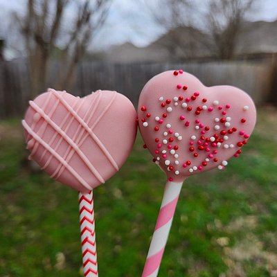 Heart Shaped Cake Pops