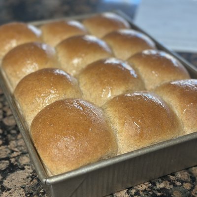 Fresh Milled Dinner Roll (single)