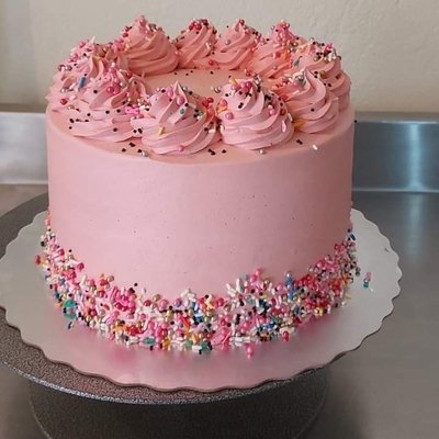 Classic Style Cakes