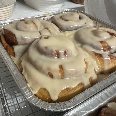Sourdough Cinnamon Rolls - 4 Pk