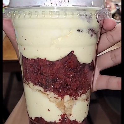 Red Velvet Banana Pudding Cup 