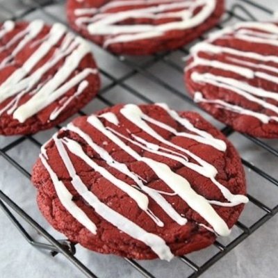 1/2 Dozen Red Velvet W/ White Chocolate Drizzle