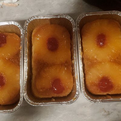 1lb Pineapple Upside Down Cake 