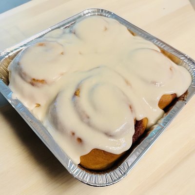 Cinnamon Roll With Icing 