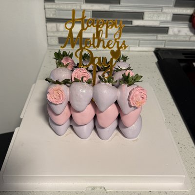 Strawberry Cake 