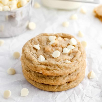 Classic White Chocolate Chip Cookies 