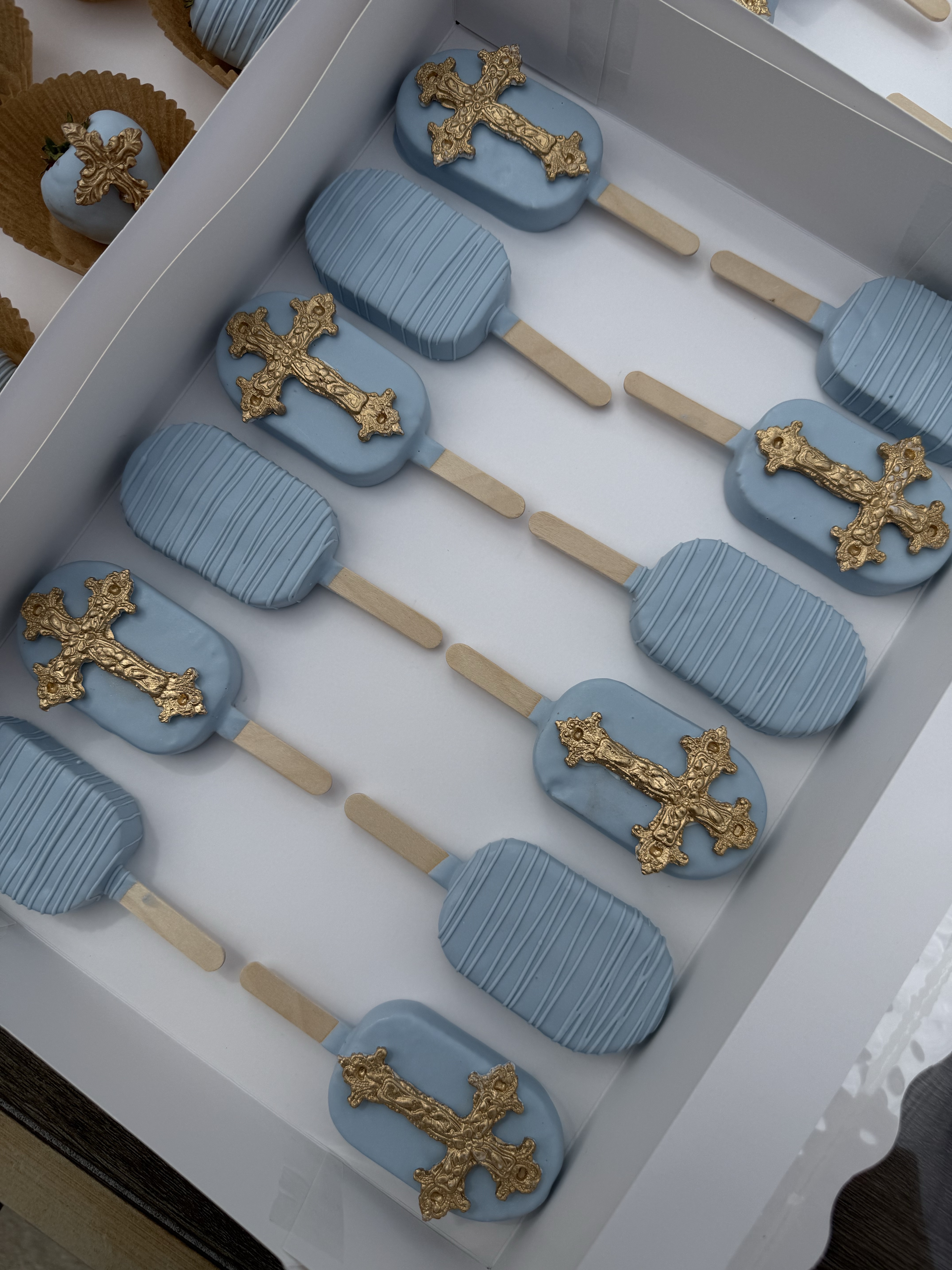 Cakesicles