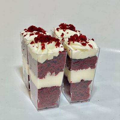 Cake shooters 