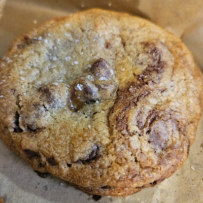 Caramel Stuffed Chocolate Chip Cookie 