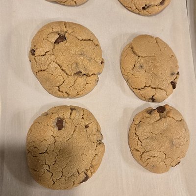 Large Chocolate Chip Cookies