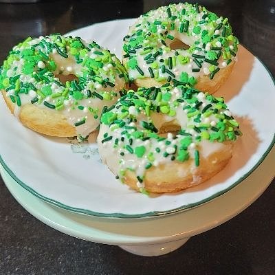 Vanilla Cake Donuts (Specify with or w/out Sprinkles)