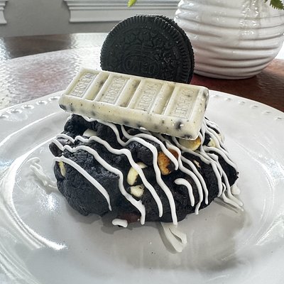 Cookies & Cream Cookie 